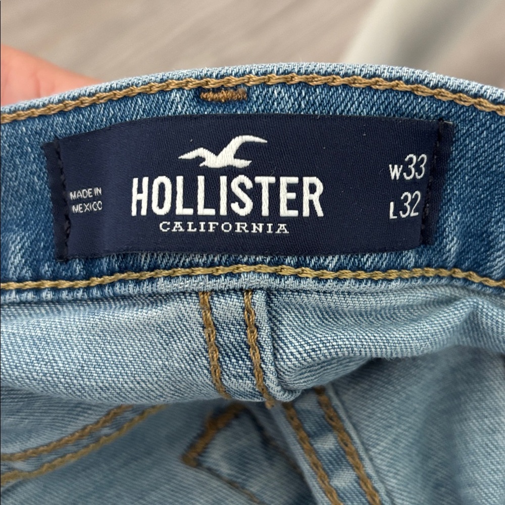 Hollister Skinny Distressed Jeans Sz 33 W x L 32 EUC - Picture 3 of 5